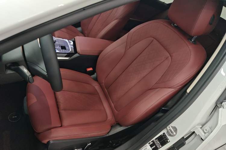 Used BMW i3 2024 eDrive 35 L Left Front Seat