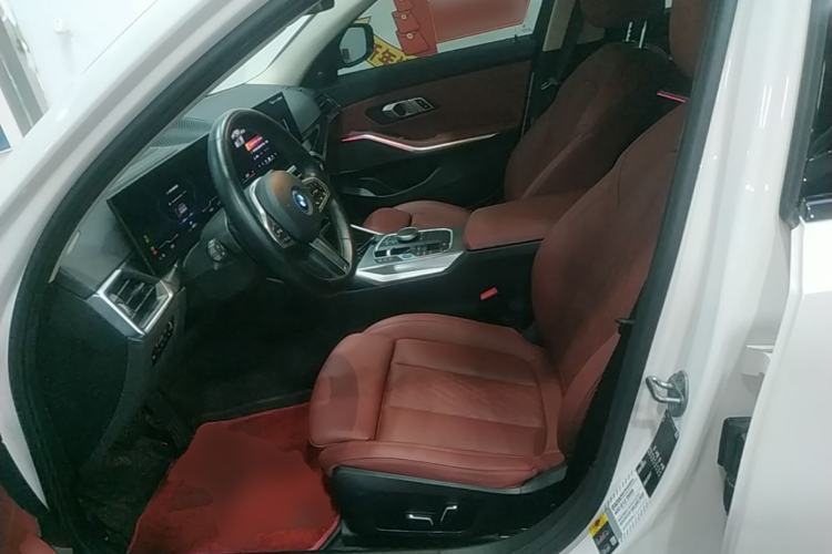 Used BMW i3 2024 eDrive 40 L Midnight Sports Package Left Front Seat