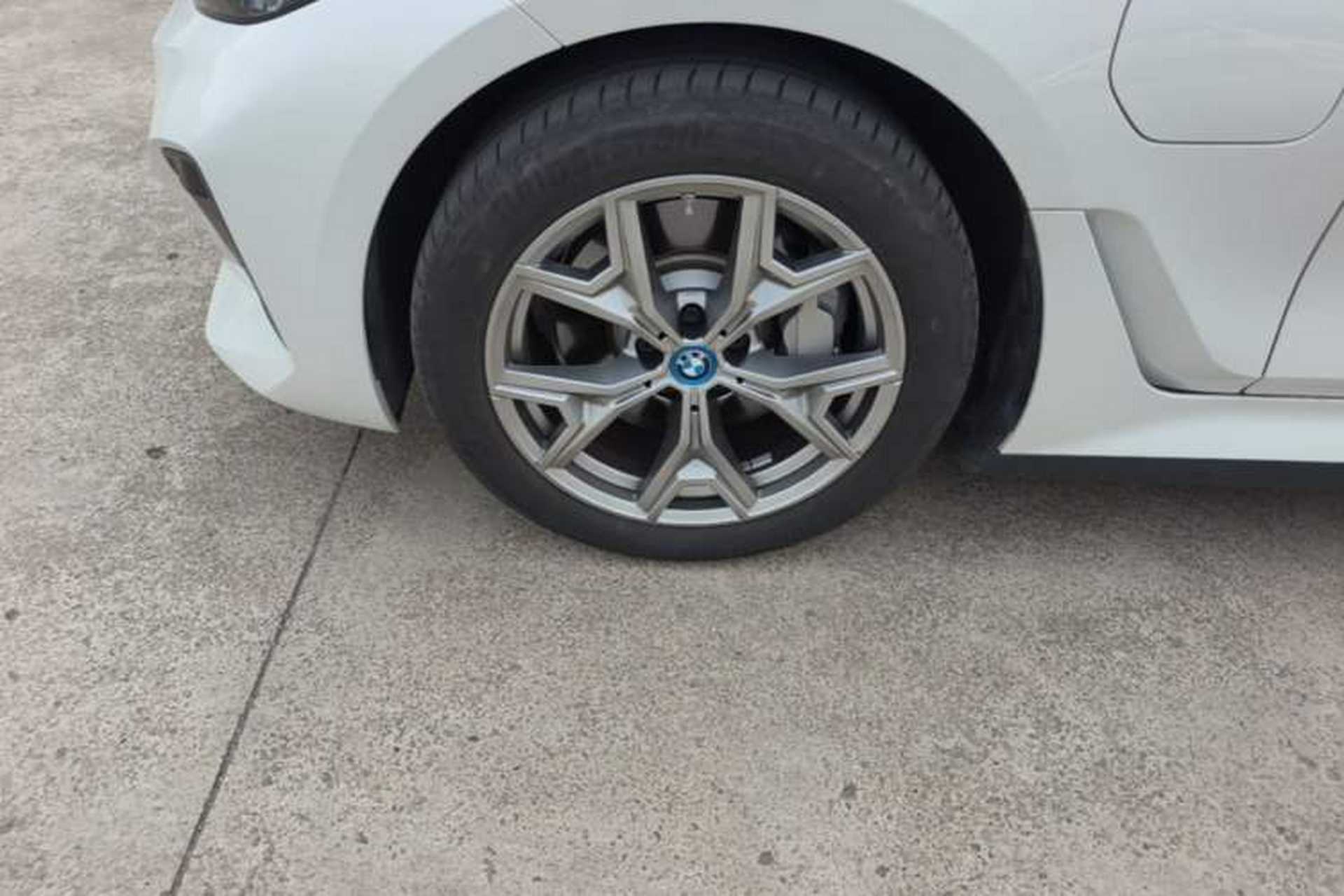 Used BMW i3 2024 eDrive 35 L Left Front Wheel Hub