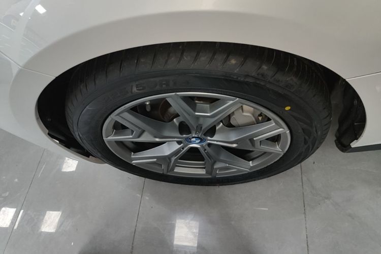 Used BMW i3 2024 eDrive 35 L Left Front Wheel Hub