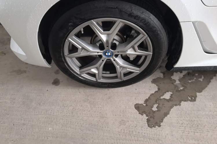 Used BMW i3 2024 eDrive 35 L Left Front Wheel Hub
