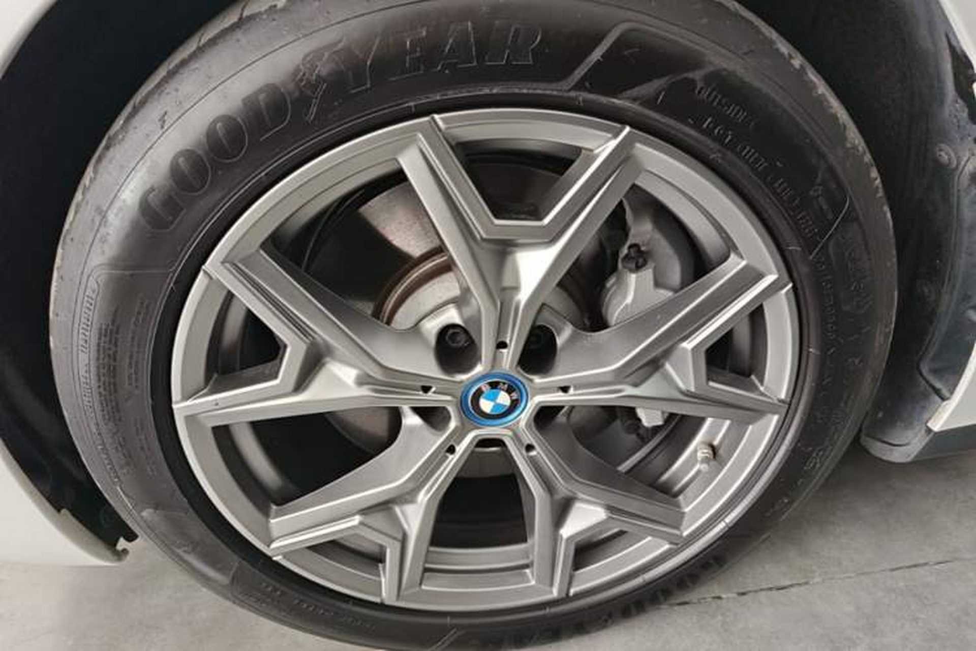 Used BMW i3 2024 eDrive 35 L Left Front Wheel Hub