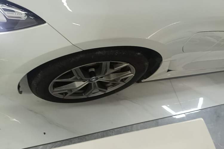 Used BMW i3 2024 eDrive 35 L Left Front Wheel Hub
