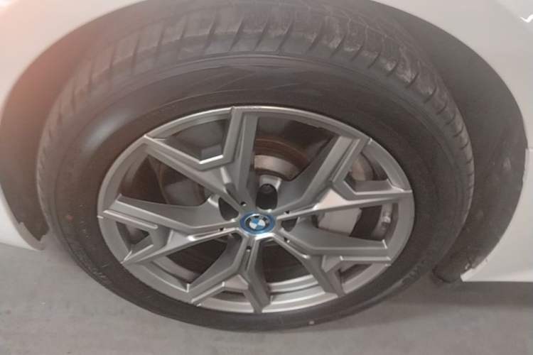 Used BMW i3 2024 eDrive 35 L Left Front Wheel Hub