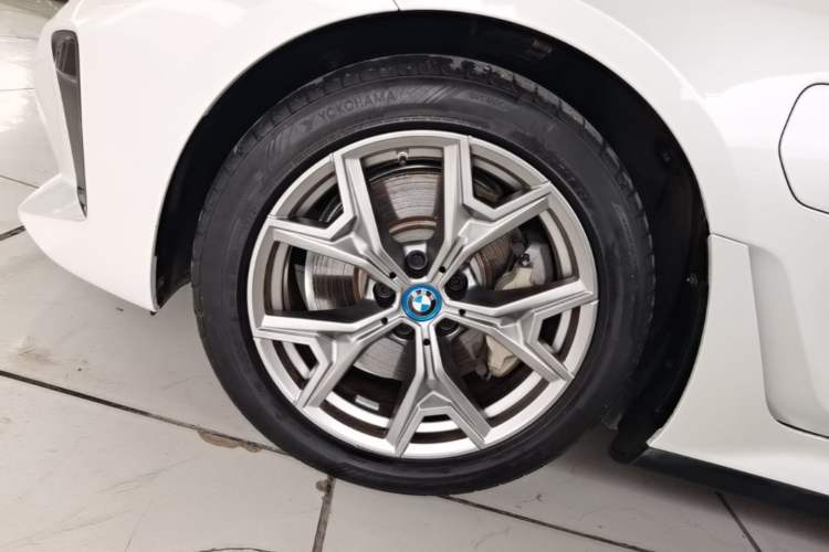Used BMW i3 2024 eDrive 35 L Left Front Wheel Hub