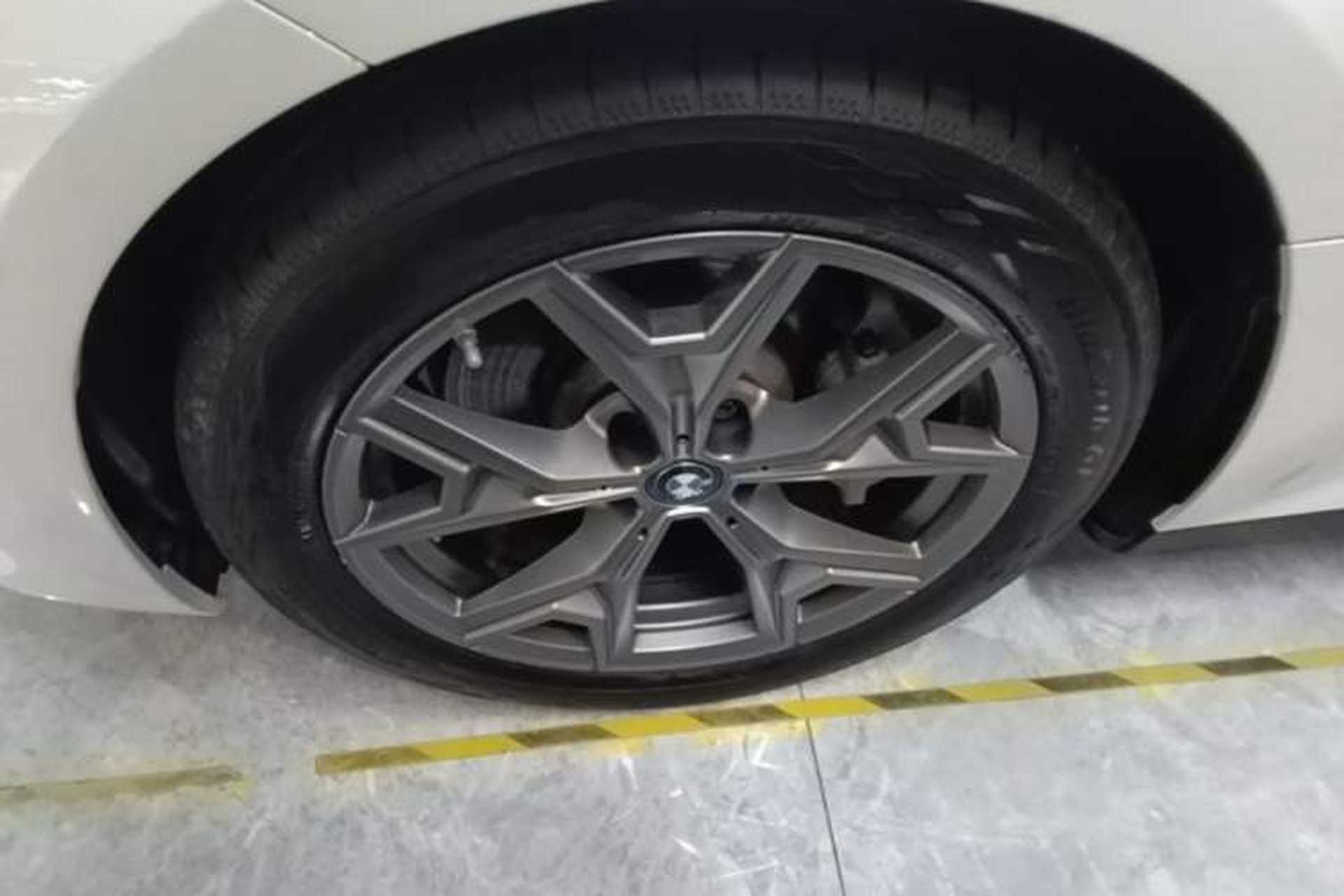 Used BMW i3 2024 eDrive 35 L Left Front Wheel Hub