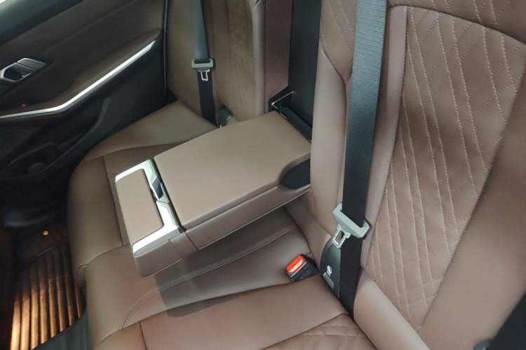Used BMW i3 2024 eDrive 35 L Left Rear Seat