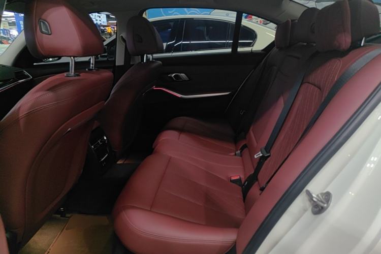 Used BMW i3 2024 eDrive 40 L Midnight Edition Left Rear Seat
