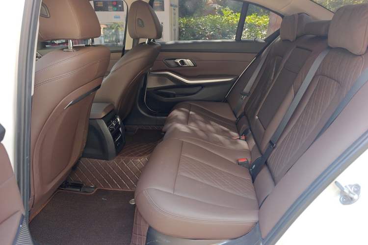 Used BMW i3 2024 eDrive 35 L Left Rear Seat