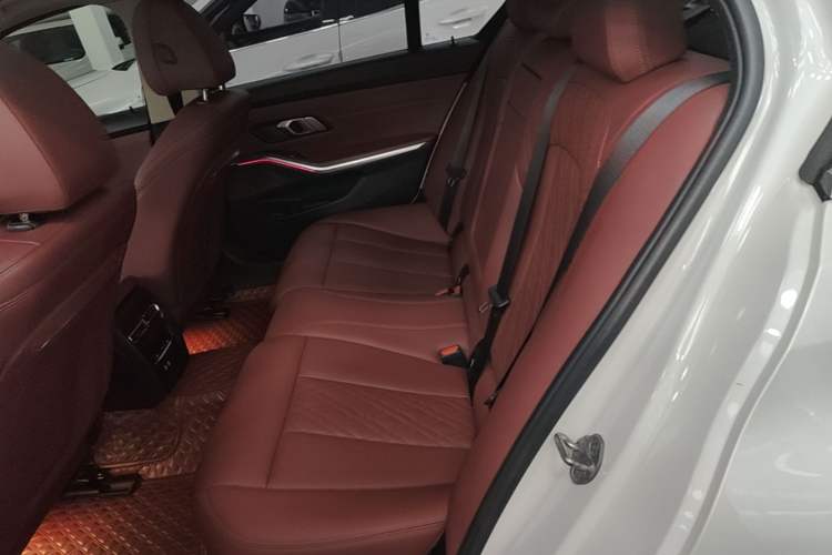Used BMW i3 2024 eDrive 35 L Left Rear Seat
