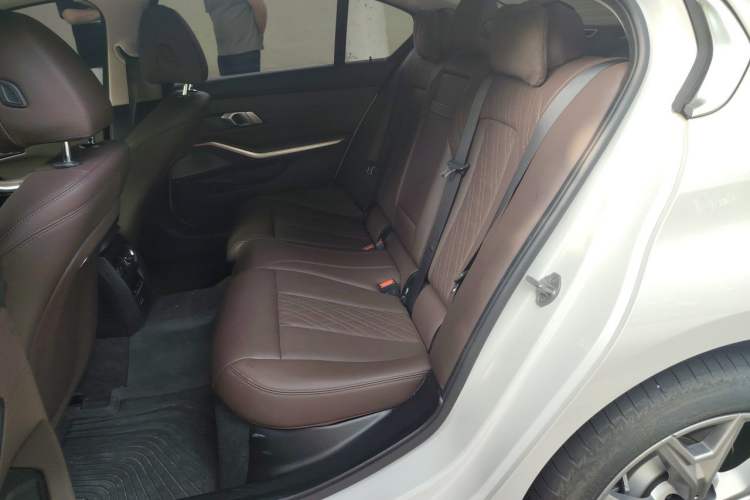 Used BMW i3 2024 eDrive 35 L Left Rear Seat