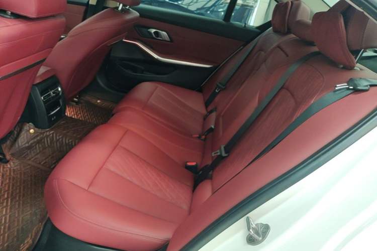 Used BMW i3 2024 eDrive 40 L Midnight Edition Left Rear Seat