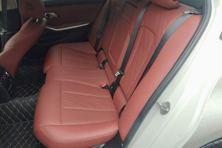 Used BMW i3 2024 eDrive 35 L Left Rear Seat