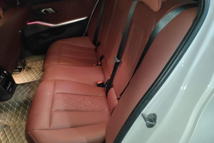 Used BMW i3 2024 eDrive 35 L Left Rear Seat