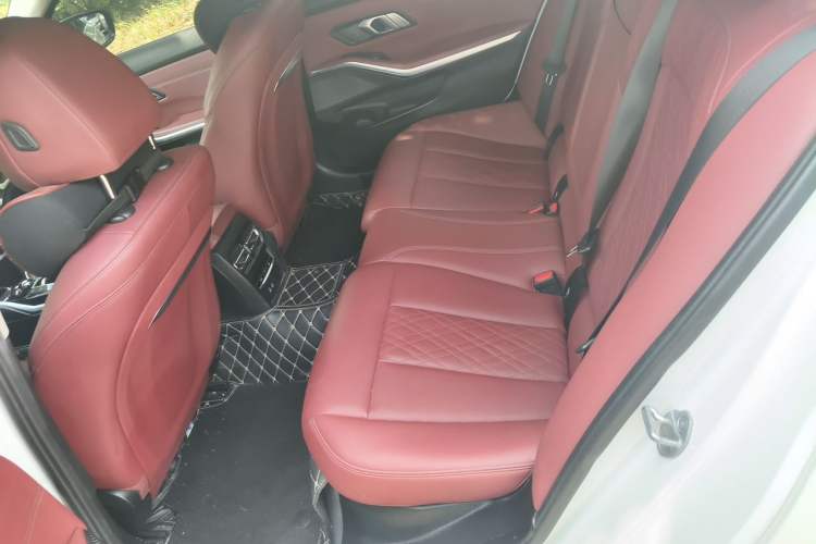 Used BMW i3 2024 eDrive 35 L Left Rear Seat