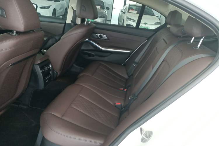 Used BMW i3 2024 eDrive 35 L Left Rear Seat