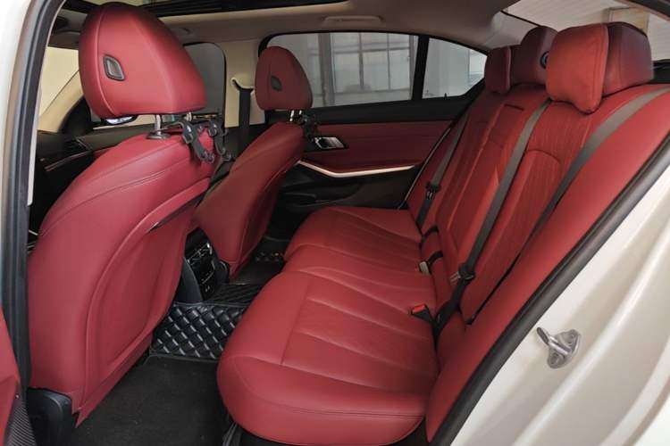 Used BMW i3 2024 eDrive 35 L Left Rear Seat
