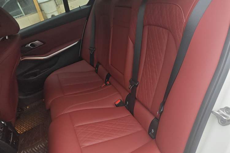 Used BMW i3 2024 eDrive 40 L Midnight Edition Left Rear Seat