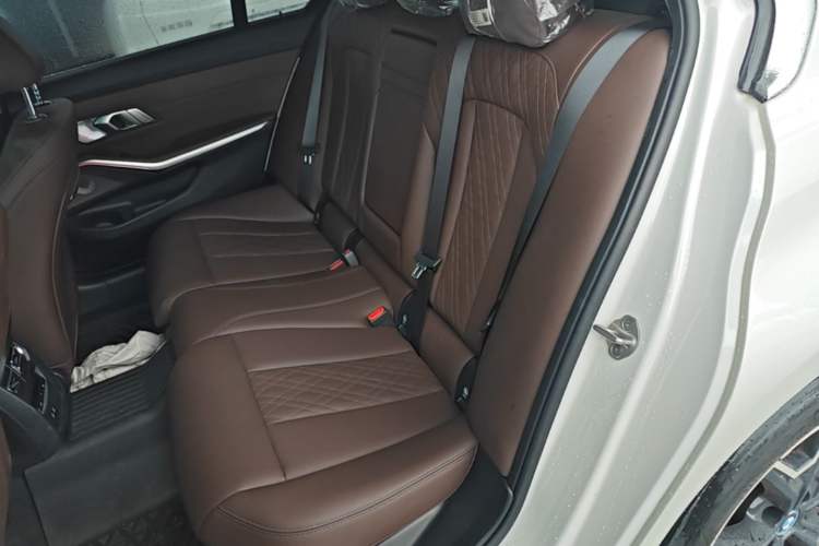 Used BMW i3 2024 eDrive 35 L Left Rear Seat