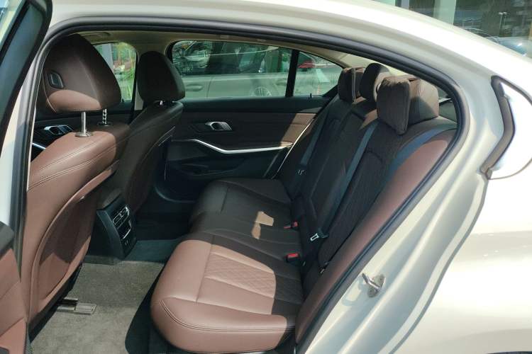 Used BMW i3 2024 eDrive 35 L Left Rear Seat