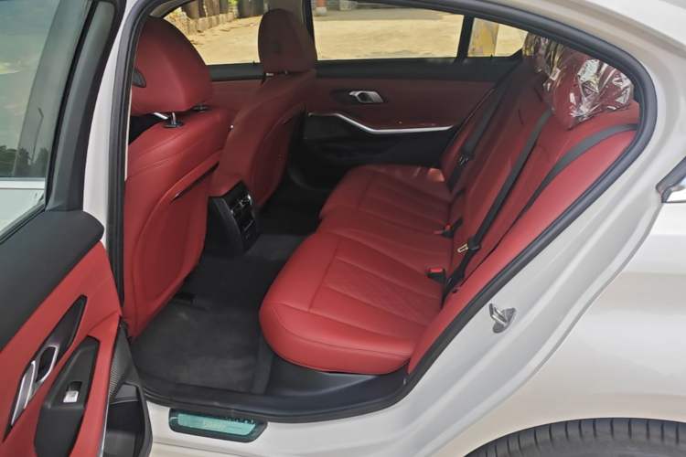 Used BMW i3 2024 eDrive 35 L Left Rear Seat