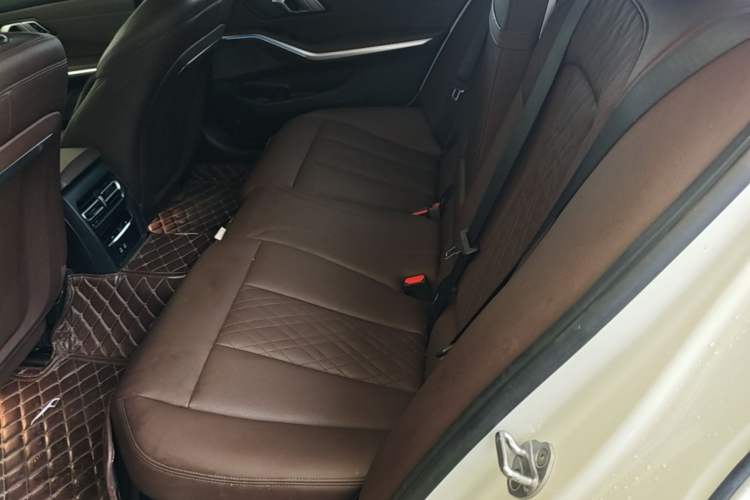 Used BMW i3 2024 eDrive 35 L Left Rear Seat