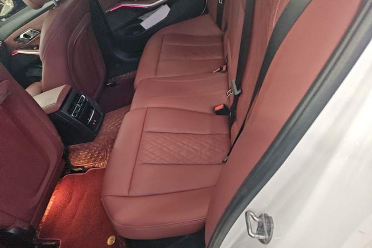 Used BMW i3 2024 eDrive 35 L Left Rear Seat