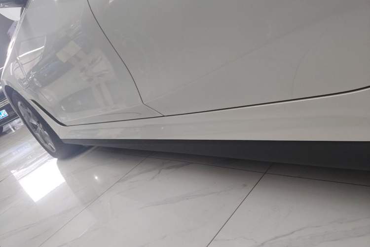 Used BMW i3 2024 eDrive 35 L Left Side Sill
