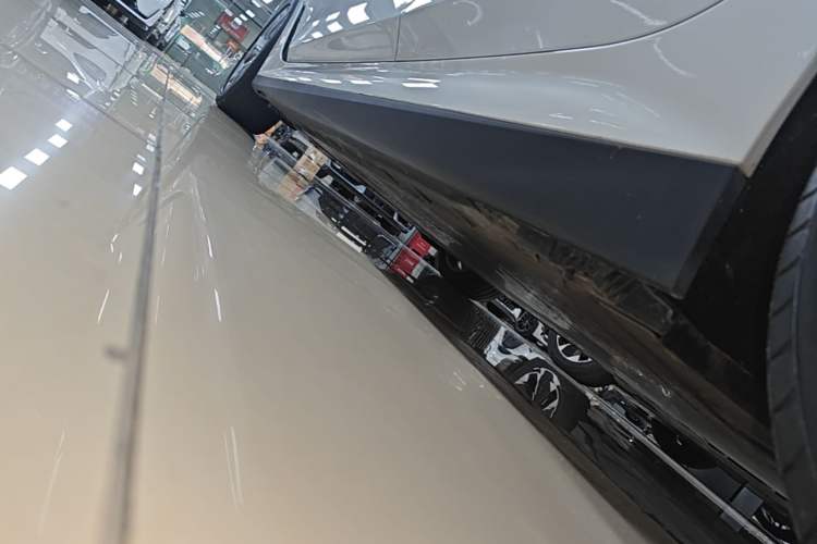 Used BMW i3 2024 eDrive 35 L Left Side Sill