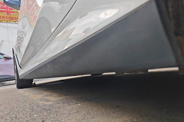 Used BMW i3 2024 eDrive 35 L Left Side Sill