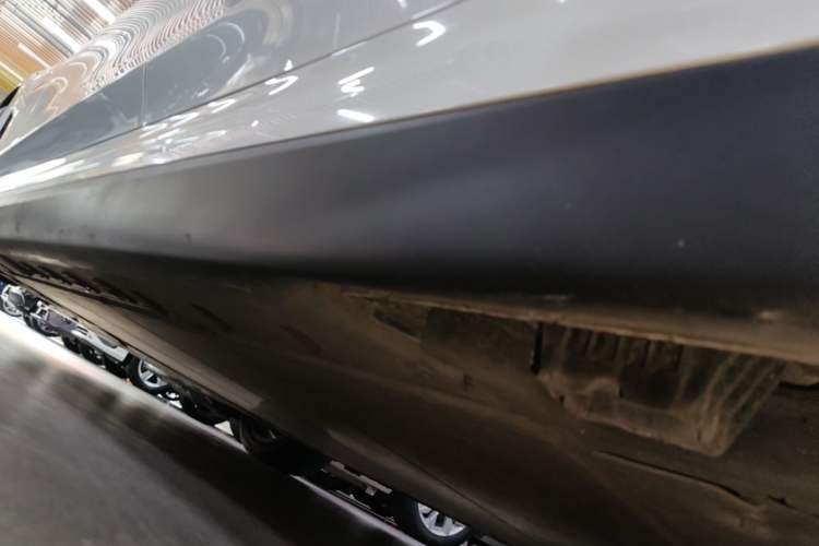 Used BMW i3 2024 eDrive 35 L Left Side Sill