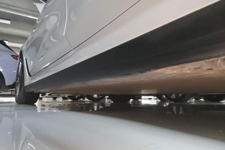 Used BMW i3 2024 eDrive 35 L Left Side Sill