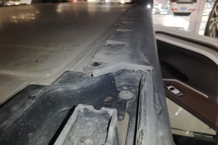 Used BMW i3 2024 eDrive 35 L Left Side Sill
