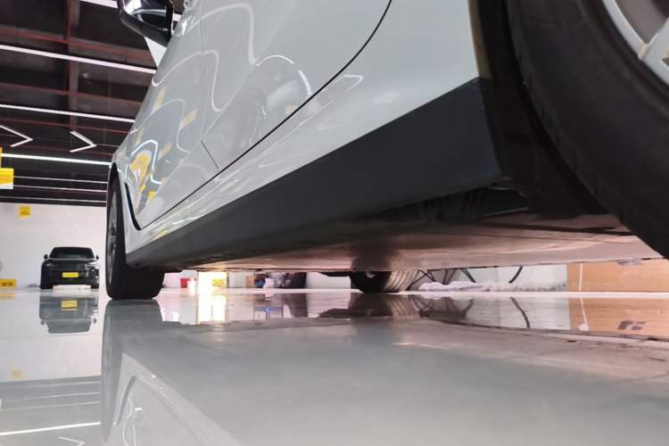 Used BMW i3 2024 eDrive 35 L Left Side Sill