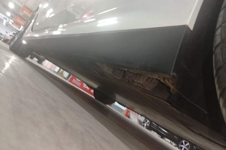 Used BMW i3 2024 eDrive 35 L Left Side Sill