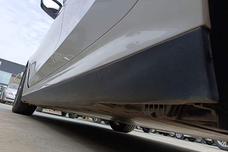 Used BMW i3 2024 eDrive 35 L Left Side Sill
