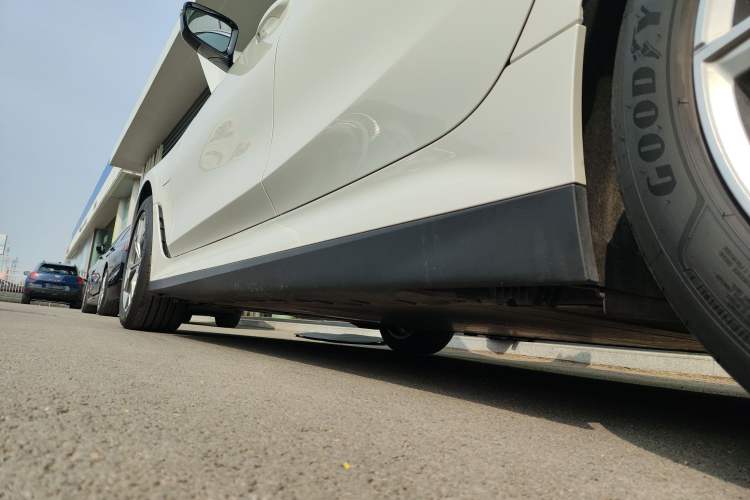 Used BMW i3 2024 eDrive 35 L Left Side Sill