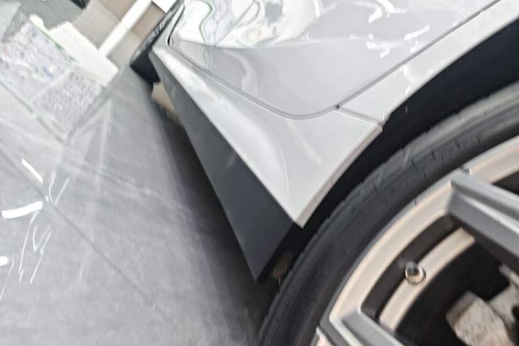 Used BMW i3 2024 eDrive 35 L Left Side Sill