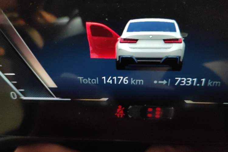 Used BMW i3 2024 eDrive 35 L Odometer Close Up