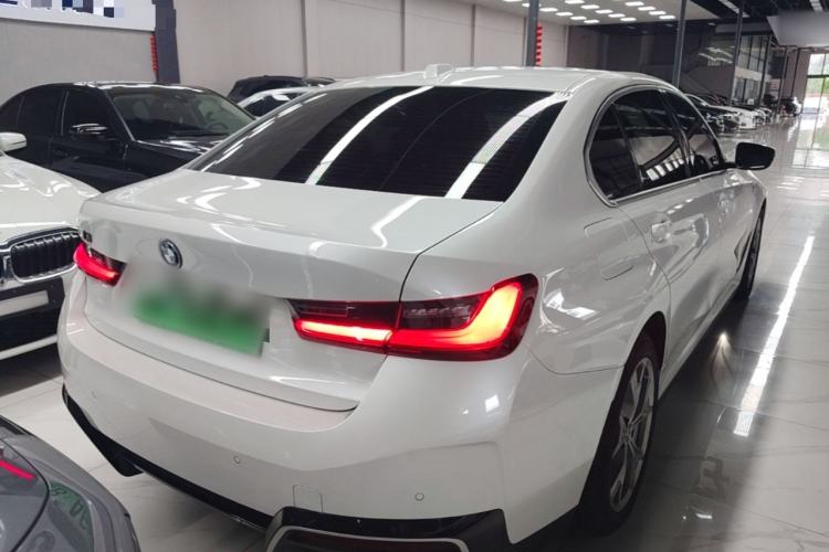 Used BMW i3 2024 eDrive 35 L Rear Right 45 Deg
