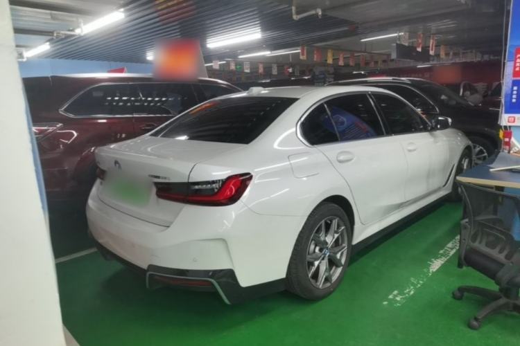Used BMW i3 2024 eDrive 35 L Rear Right 45 Deg