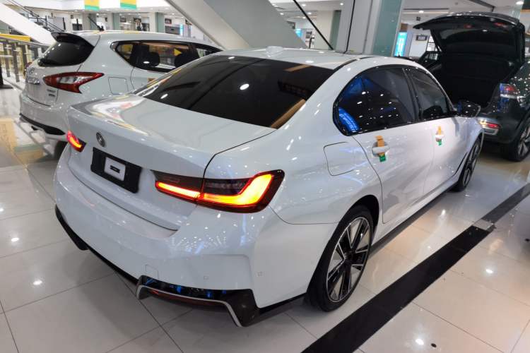 Used BMW i3 2024 eDrive 40 L Midnight Sports Package Rear Right 45 Deg