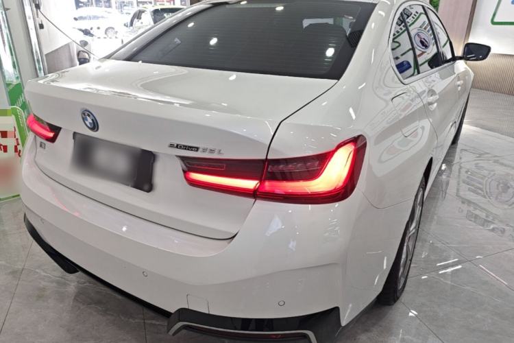Used BMW i3 2024 eDrive 35 L Rear Right 45 Deg