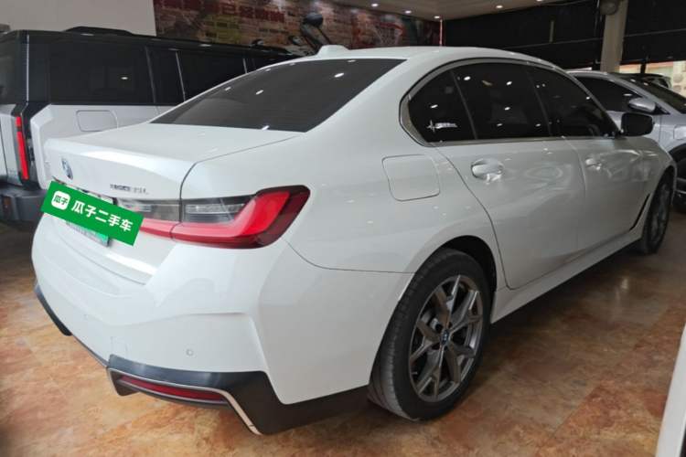 Used BMW i3 2024 eDrive 35 L Rear Right 45 Deg