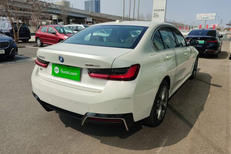Used BMW i3 2024 eDrive 35 L Rear Right 45 Deg