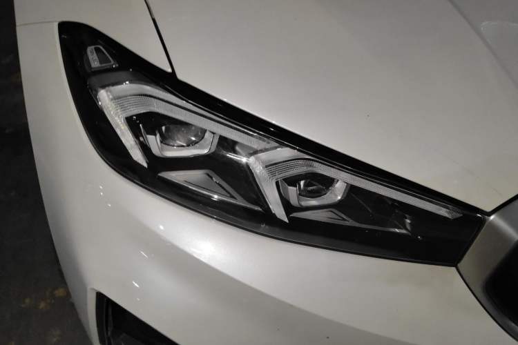 Used BMW i3 2024 eDrive 35 L Right Front Headlight