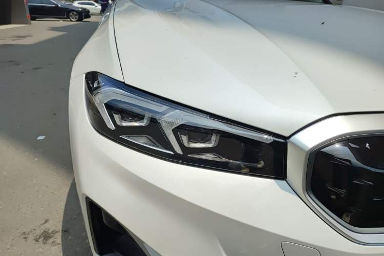 Used BMW i3 2024 eDrive 35 L Right Front Headlight