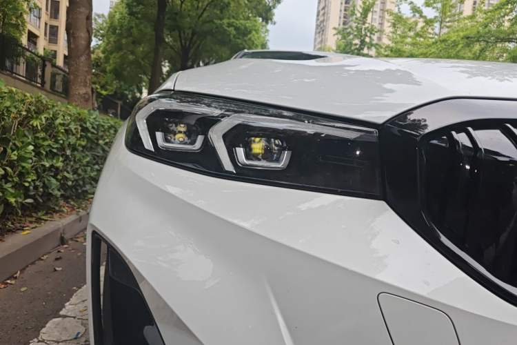 Used BMW i3 2024 eDrive 40 L Midnight Edition Right Front Headlight
