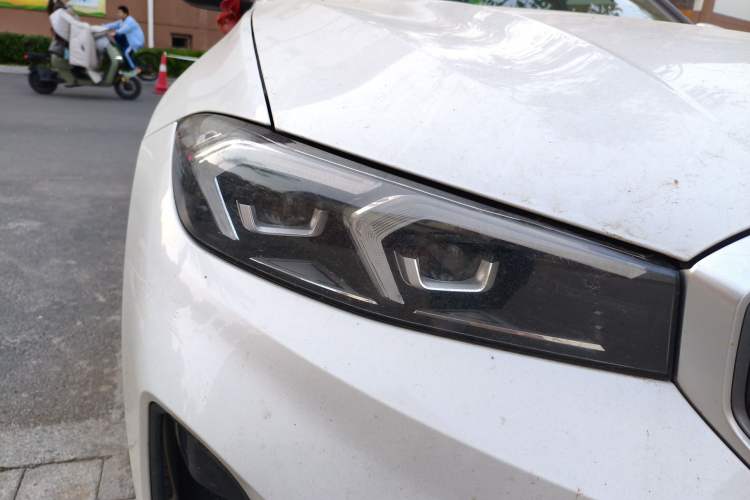 Used BMW i3 2024 eDrive 35 L Right Front Headlight