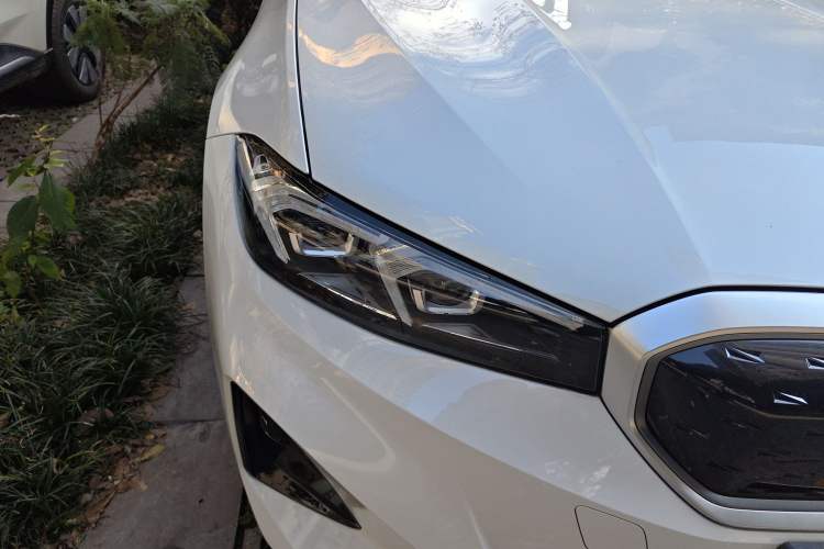 Used BMW i3 2024 eDrive 35 L Right Front Headlight